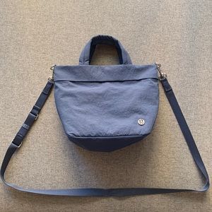 Blue lululemon purse